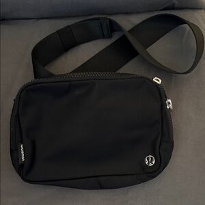 lululemon athletica Everywhere Belt Bag 2L